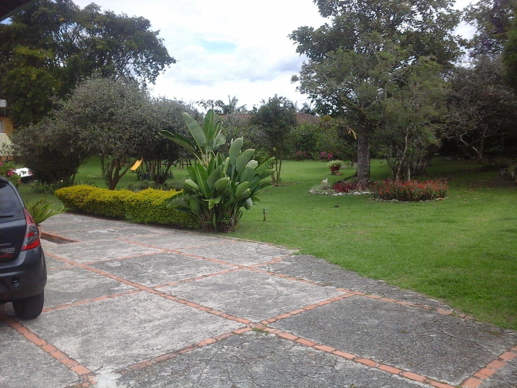 Finca Hotel La Ponderosa Rionegro Kültér fotó